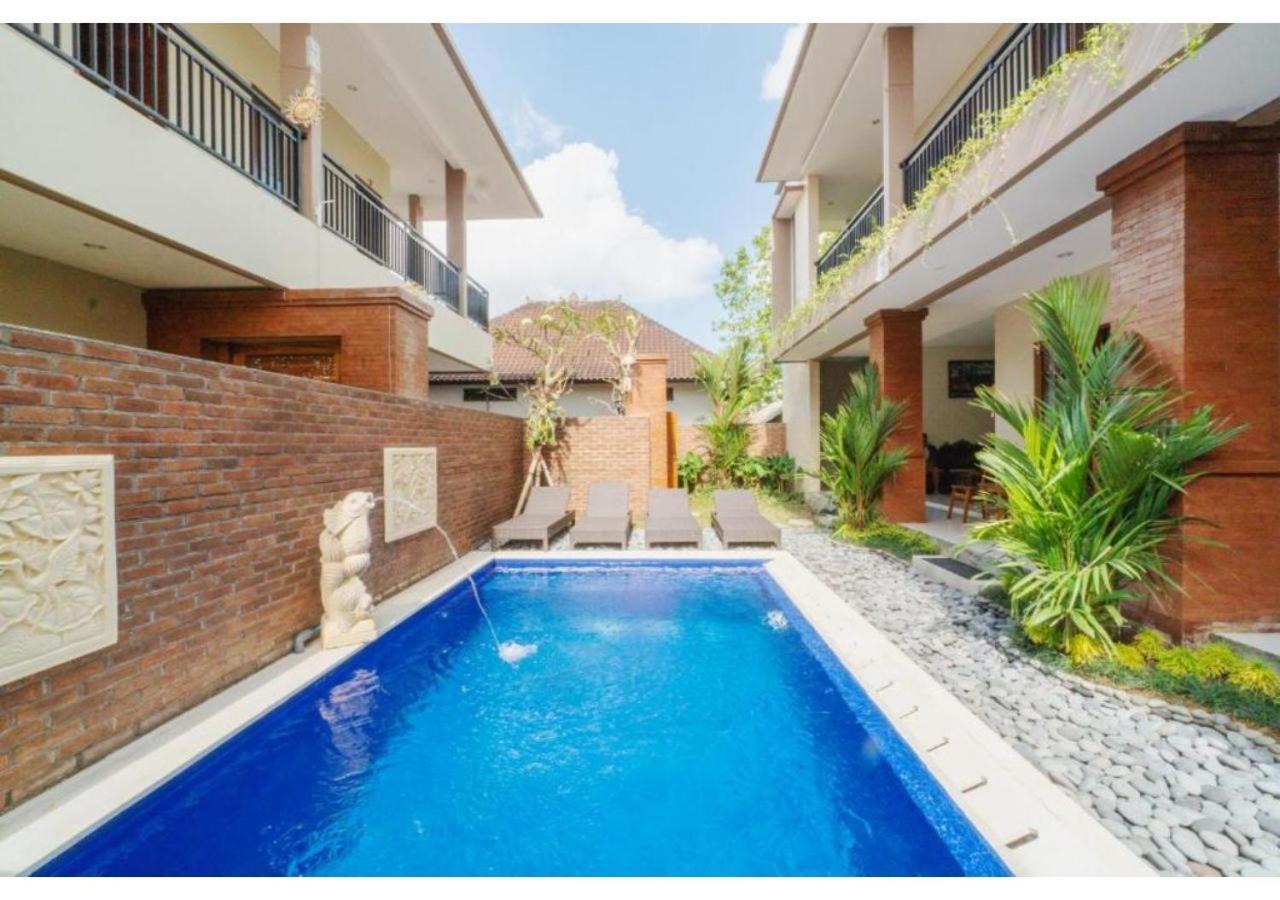 Komala Homestay Canggu Eksteriør billede