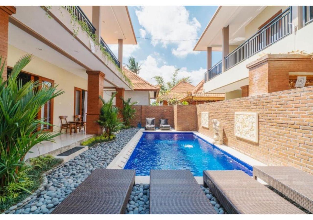 Komala Homestay Canggu Eksteriør billede