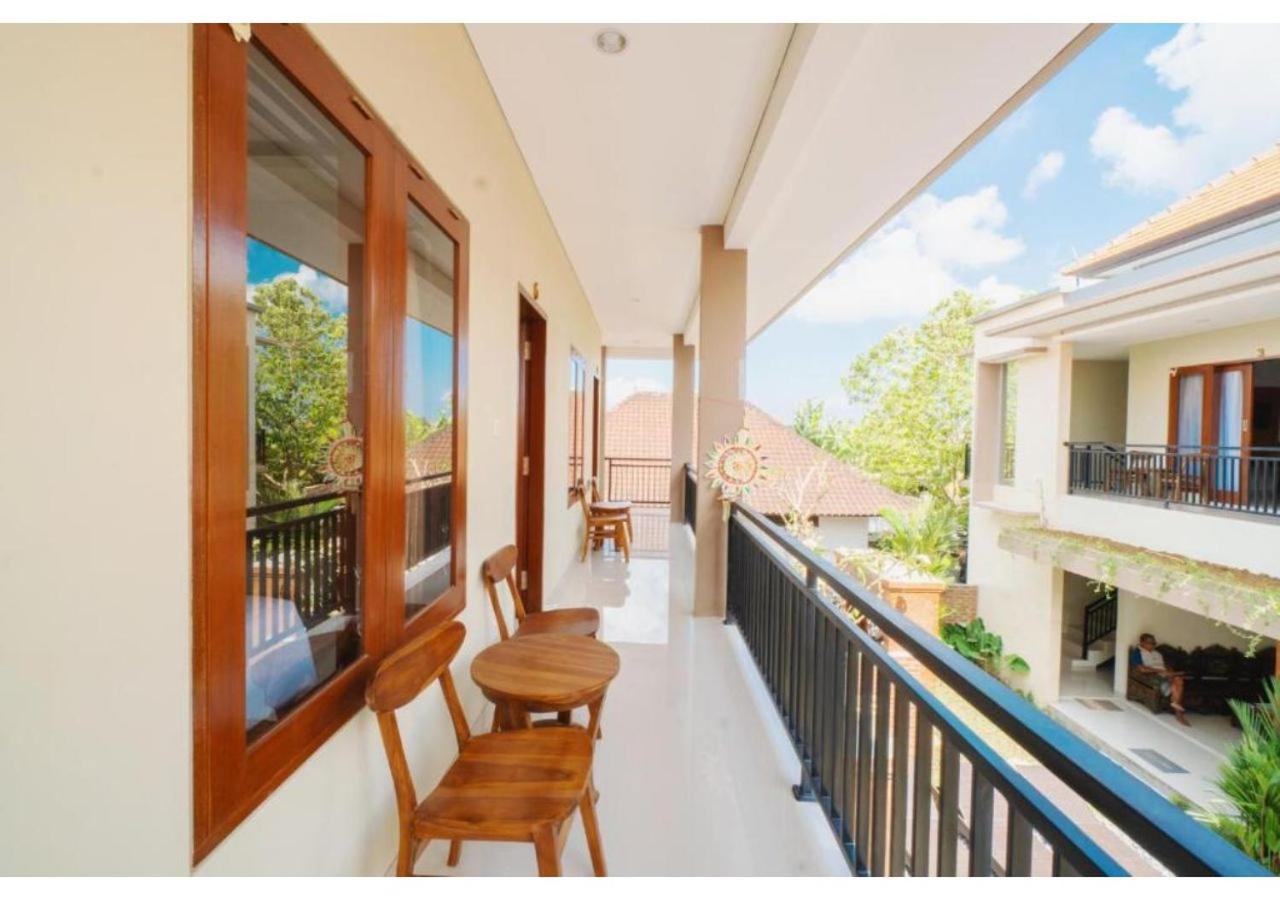 Komala Homestay Canggu Eksteriør billede