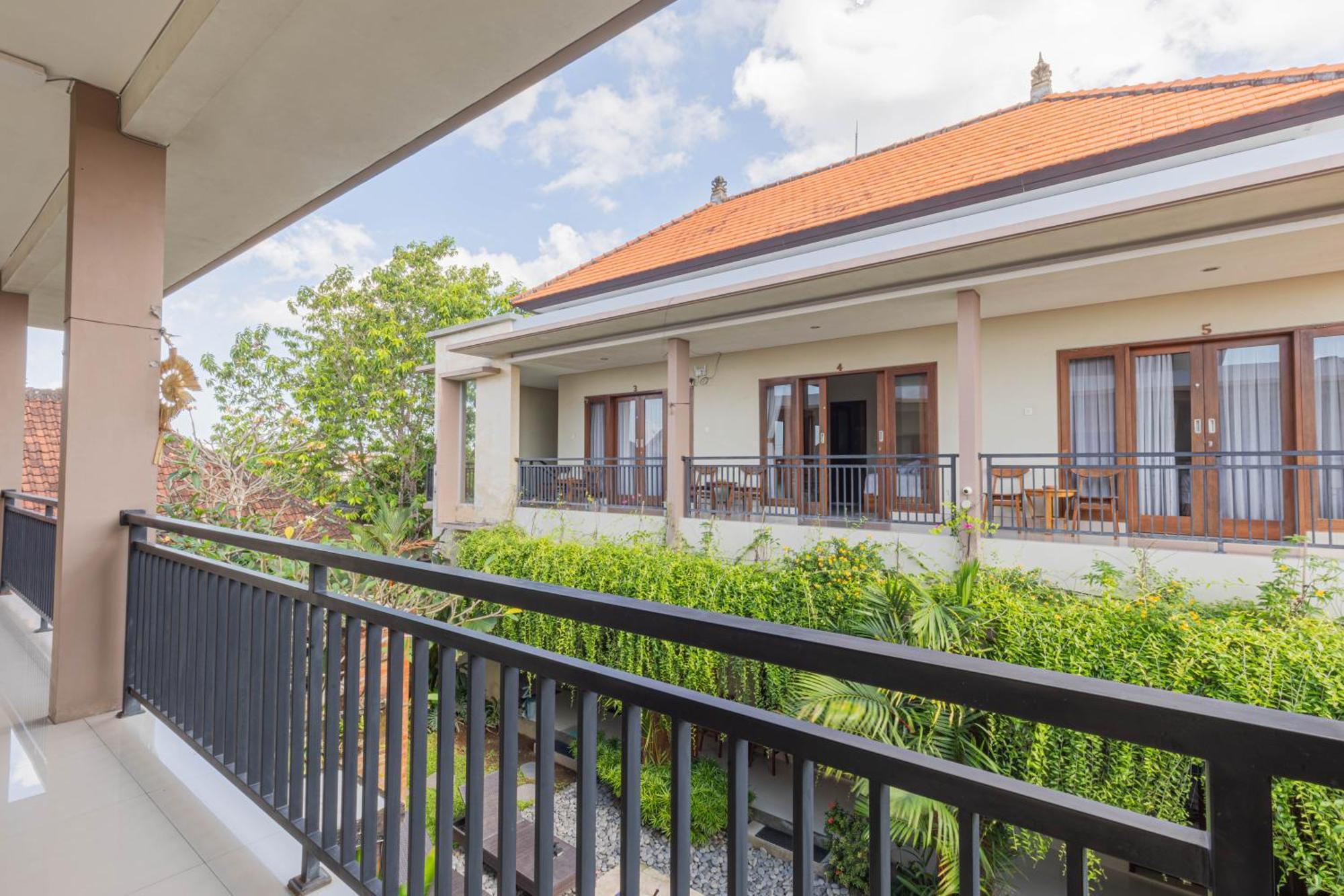 Komala Homestay Canggu Eksteriør billede